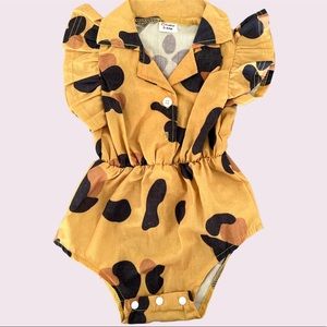 Baby girl shirt sleeve animal print romper size 3-6 months